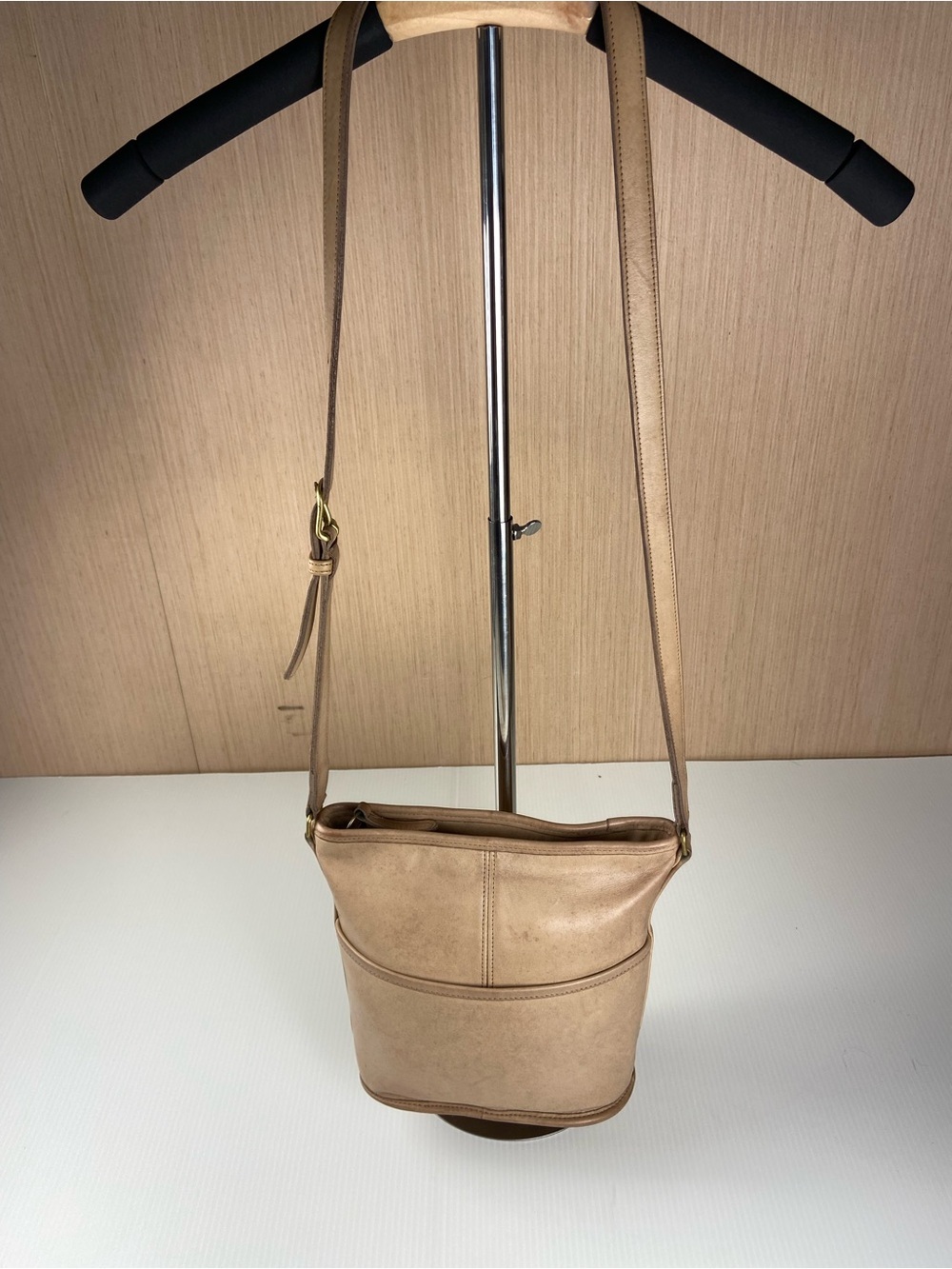 Vintage Coach USA Legacy Glove Tanned Leather Bucket Crossbody Bag 540-0721